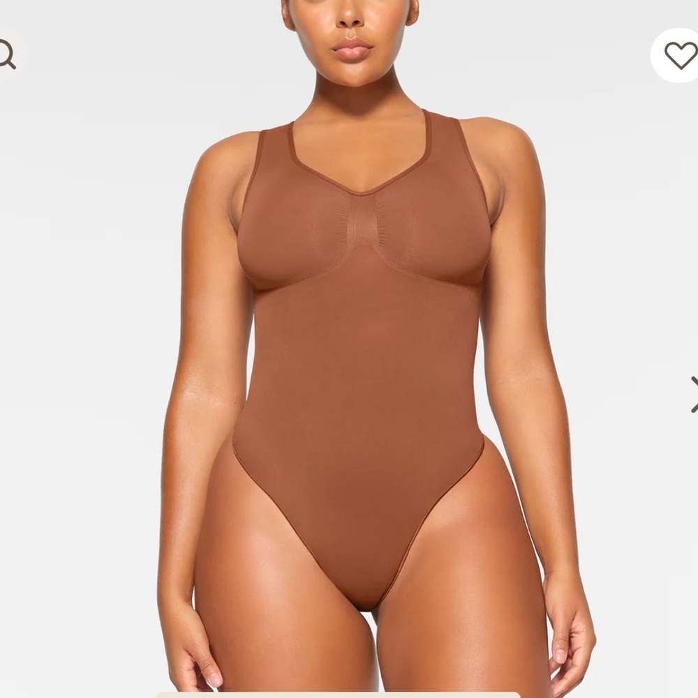 Skims Seamless Sculpt SCOOP NECK THONG BODYSUIT size large